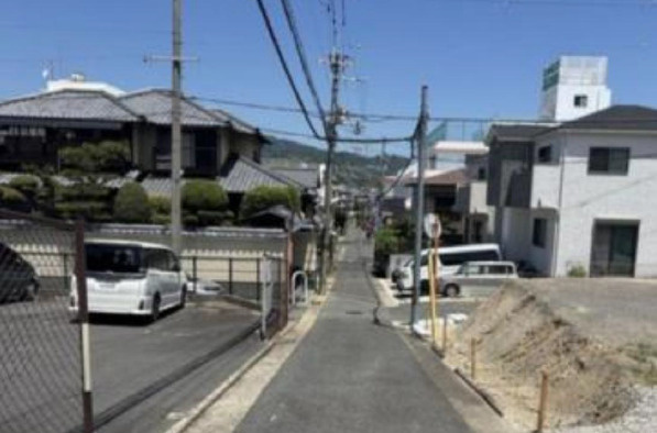 箕面市今宮４丁目　土地の前面道路含む現地写真