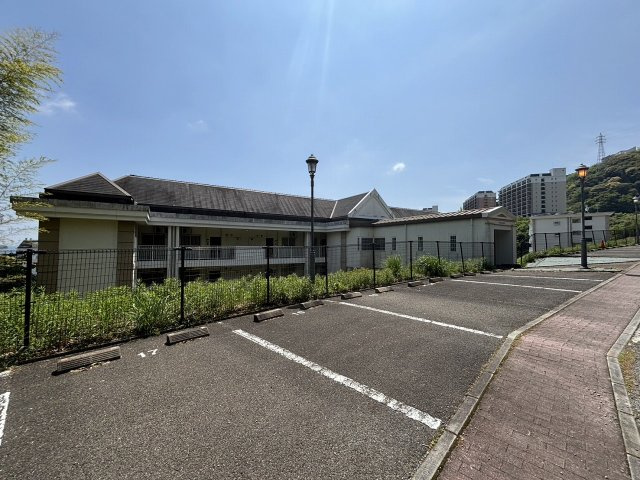 【駐車場】 | ブルーメンダールマンションB棟