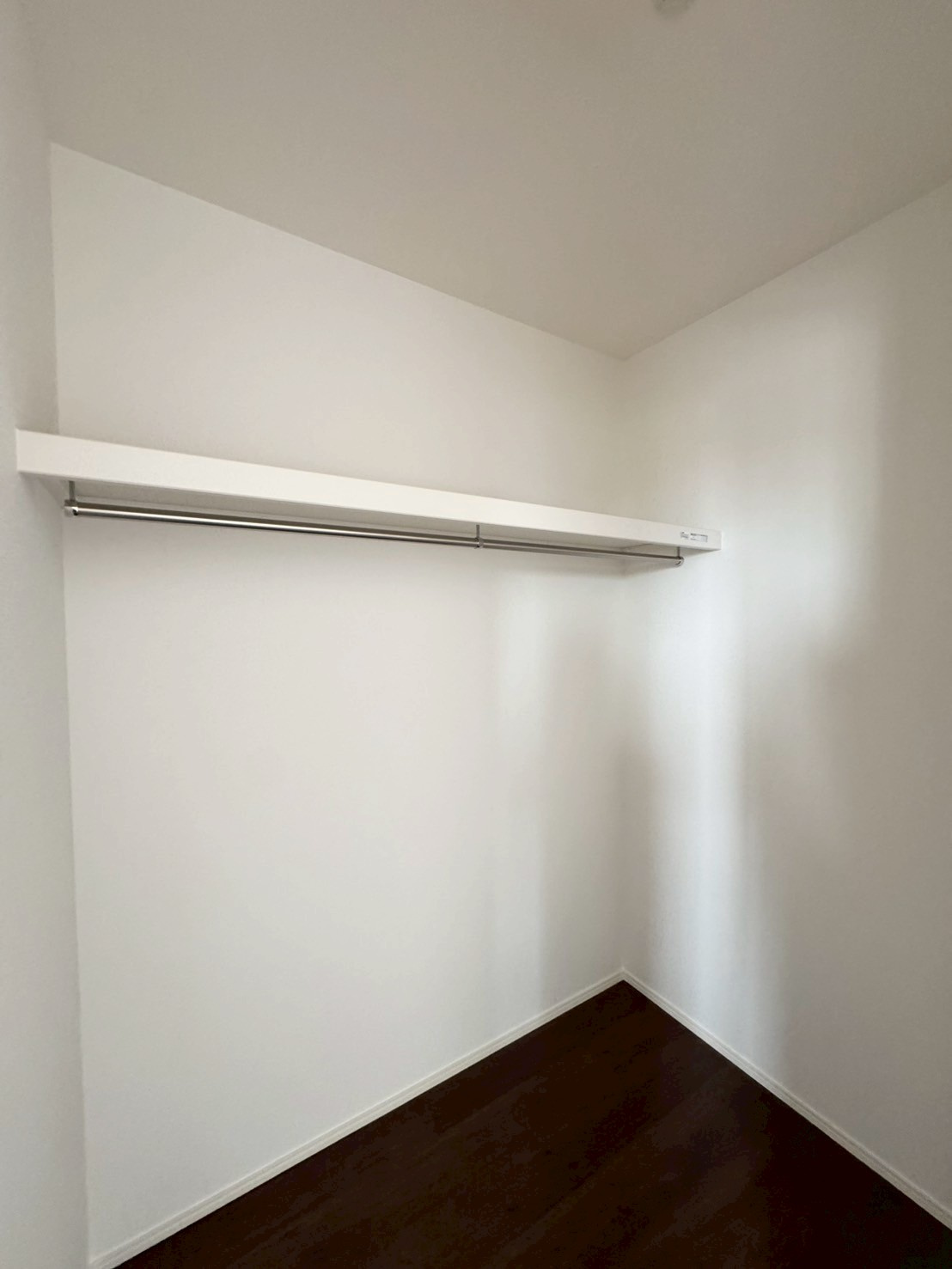 ーBloomーブルームー小倉南区田原3丁目1期　【小倉南区　新築戸建て】の収納|大容量のWIC♪丈の長いお洋服もかけられます♪【小倉南区　新築戸建て】