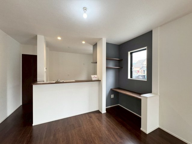 【居間・リビング】の画像