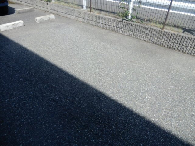 ラ・メルヴェーユの駐車場