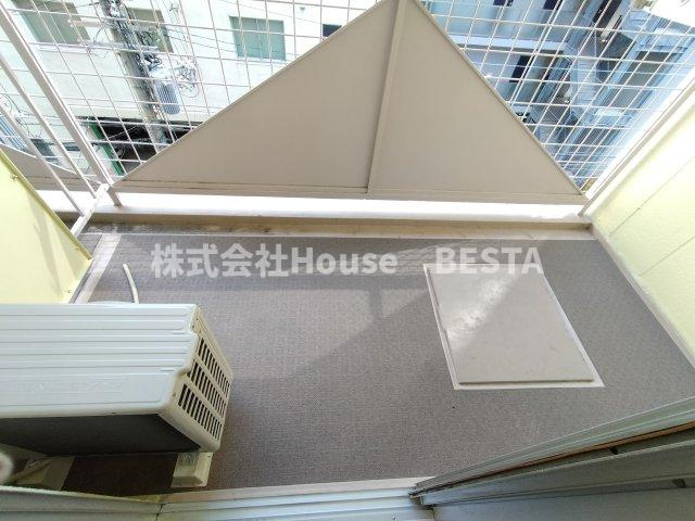 ヒルズコート海岸通のバルコニー