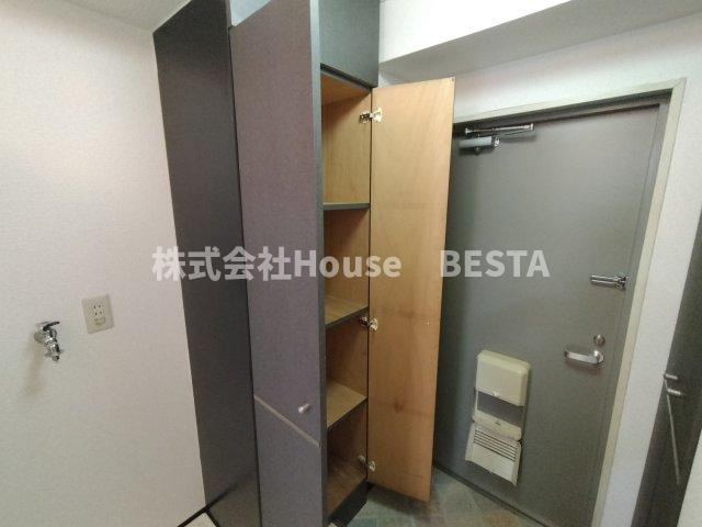 ヒルズコート海岸通の収納