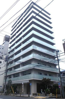 【外観】 | グランスイート高円寺 | 鉄筋コンクリート造のガッチリとした建物。