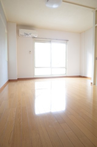 【居間・リビング】 | 神明マンション