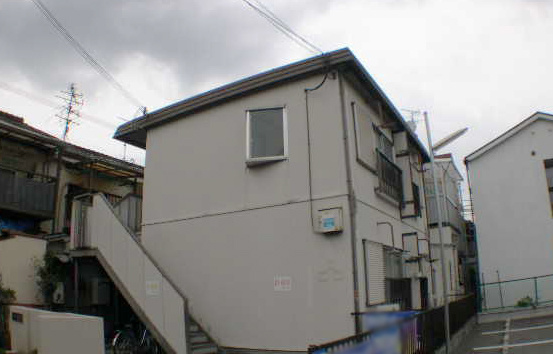 ハイツ真奈の外観