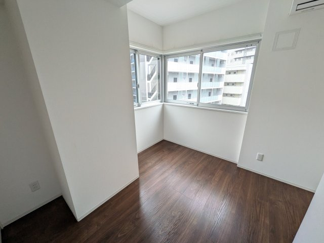 ルミアージュ登戸の洋室