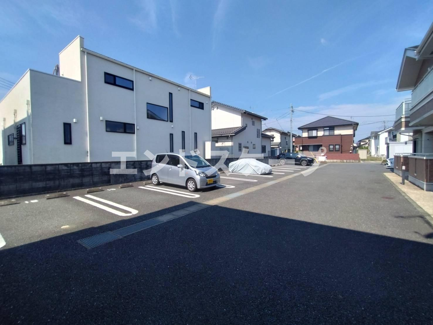 ドルチェ　ローザⅡの駐車場|高崎、前橋のお部屋探しはエンドスケープまで！お客様の理想お聞かせ下さい♪