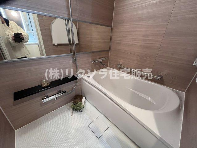 インテリジェントシティの浴室|浴室乾燥機付き
■物件内覧・資金計画相談・住宅ローン相談、リフォーム相談、お問合せ受付中■
※当日・翌日のご内覧、ご相談はお電話でのお問合せがスムーズです！