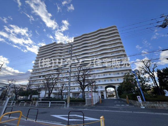 インテリジェントシティの外観|新しい生活にいかがでしょうか？外観はお住まいの顔になります。こだわりたいポイントですね。水回りリフォームやリノベーションも承ってます。
■現地見学・資金計画相談・住宅ローン相談もお問合せ受付中■