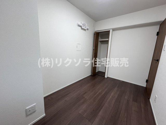 インテリジェントシティの寝室|洋室4.5帖
■物件内覧・資金計画相談・住宅ローン相談、リフォーム相談、お問合せ受付中■
※当日・翌日のご内覧、ご相談はお電話でのお問合せがスムーズです！