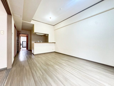 【居間・リビング】 | パラッツォ・デラ・ルナ