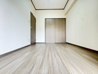 【寝室】 | パラッツォ・デラ・ルナ