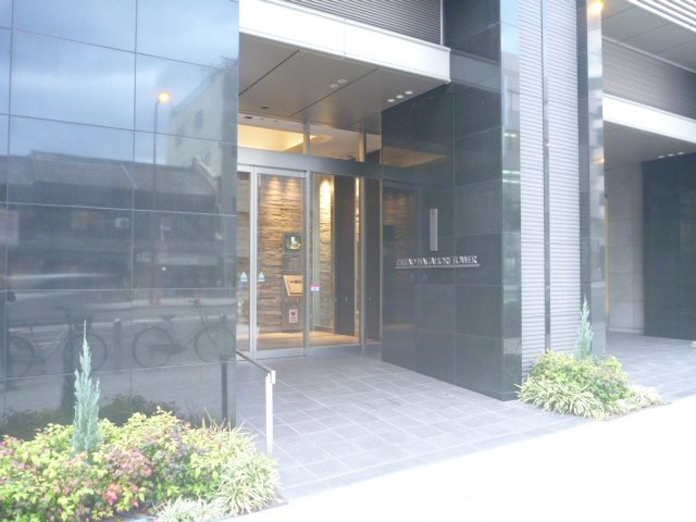 エスリード長堀タワー　BRAVI不動産のエントランス|【エスリード長堀タワー】