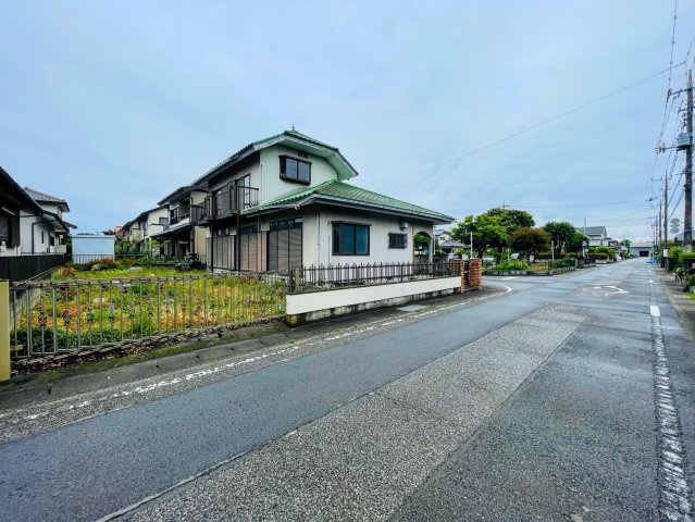 【前面道路含む現地写真】 | 前橋市下川町　中古住宅