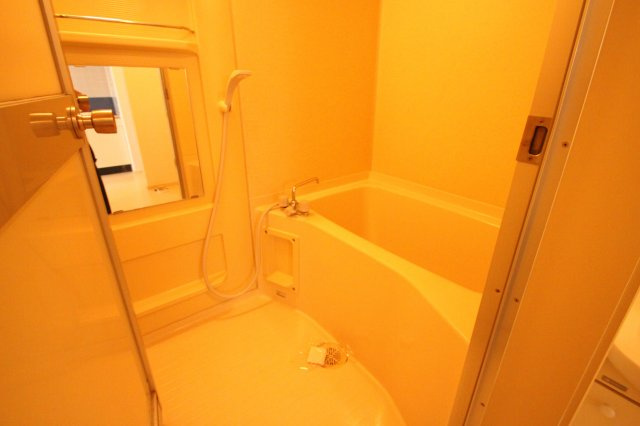 ビオス中小阪の浴室