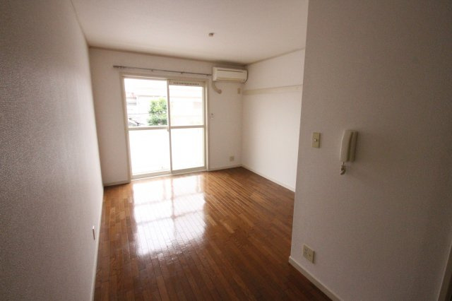 ビオス中小阪の内装