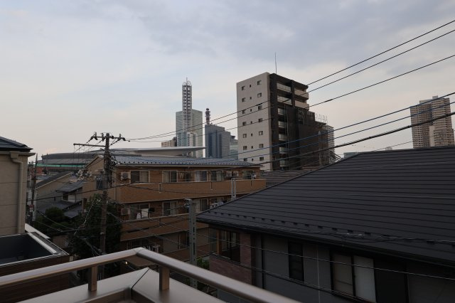 【展望】 | 《仲介手数料無料》中央区上落合６丁目14-1(2号棟)新築一戸建てサニータウン | 撮影日 2025年8月22日 17:00 曇り