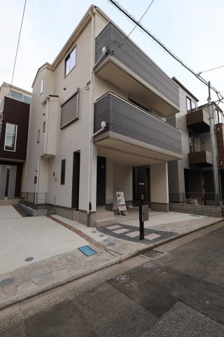 【外観】 | 《仲介手数料無料》中央区上落合６丁目14-1(2号棟)新築一戸建てサニータウン | 撮影日 2025年8月22日 17:00 曇り