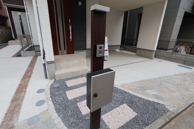 【セキュリティ】 | 《仲介手数料無料》中央区上落合６丁目14-1(2号棟)新築一戸建てサニータウン | 撮影日 2025年8月22日 17:00 曇り