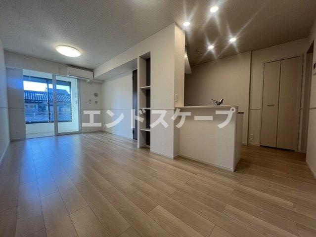 カメリア　塩川　Ａの居間・リビング|高崎、前橋のお部屋探しはエンドスケープまで！お客様の理想お聞かせ下さい♪