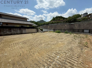 川西市湯山台２丁目売り土地の外観