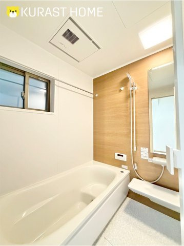 京都市西京区松室中溝町　新築戸建の浴室