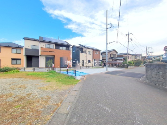 桶川市上日出谷南3丁目　新築一戸建て　ブルーミングガーデン　01の駐車場|駐車場があります