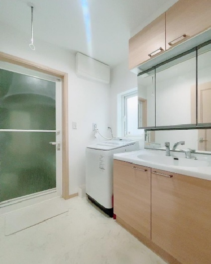 【独立洗面台】