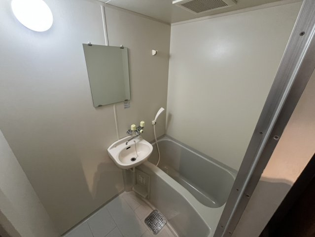 サイレストＳＢの浴室