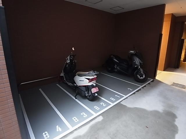 神戸市兵庫区三川口町１丁目の賃貸マンション