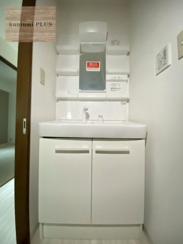 コスモ都島弐番館の独立洗面台