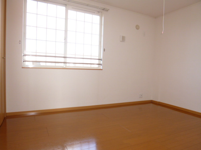 オベルジーヌの寝室|洋室