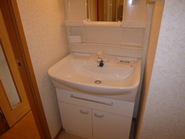 オベルジーヌの独立洗面台|洗面化粧台