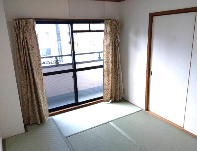 クレアール本山(旧カマラード)の収納