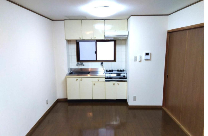 クレアール本山(旧カマラード)のキッチン