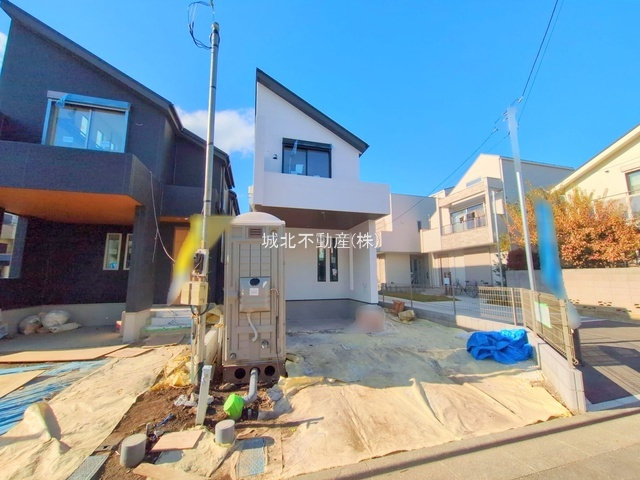 杉並区成田西1丁目 全4区画 1号棟の外観|現地(2025年10月23日撮影)