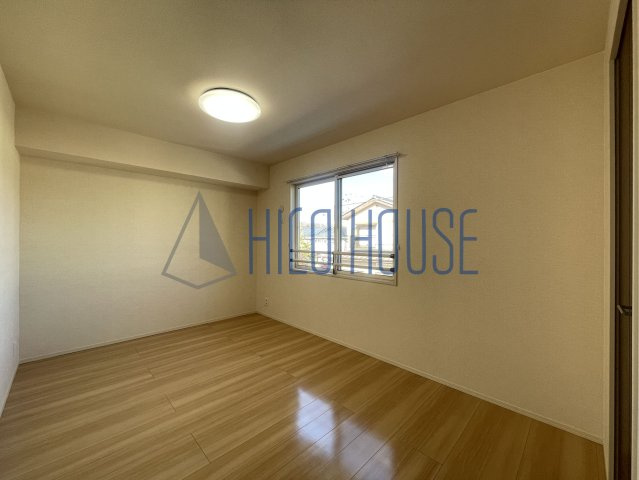 グリーンコートSの寝室