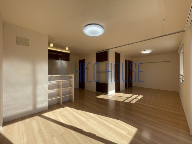 グリーンコートSの居間・リビング