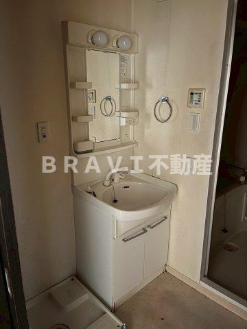 willDo堺筋本町　BRAVI不動産の洗面所|【willDo堺筋本町】洗面スペース