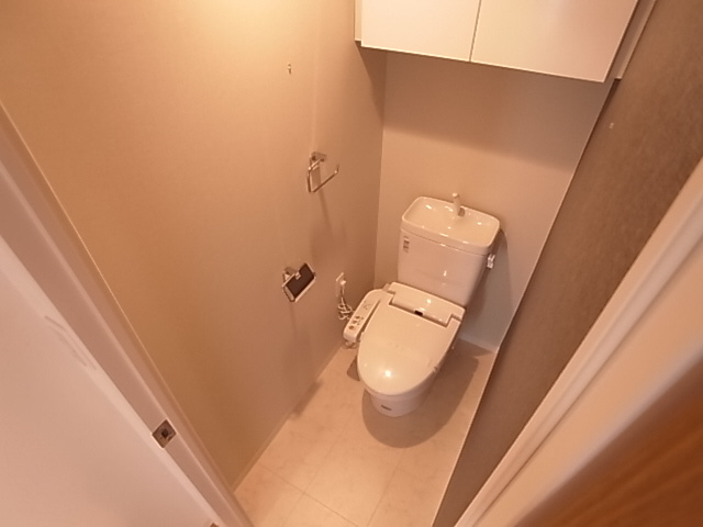 神戸市兵庫区水木通６丁目の賃貸マンションのトイレ|ウォシュレット付トイレ