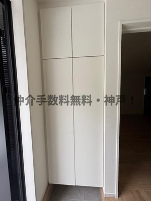 【収納】 | 神戸市須磨区菅の台7丁目　新築戸建1号棟　仲介手数料無料！ | 玄関収納です