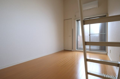 【居間・リビング】 | villa志賀本通(ヴィラシガホンドオリ) | ゆったり過ごせる居間です