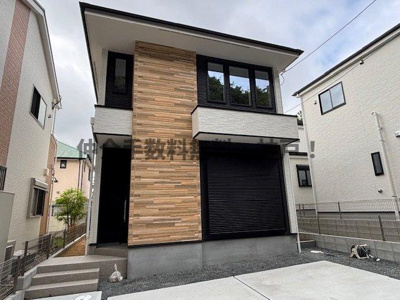 【外観】 | 神戸市須磨区菅の台7丁目　新築戸建2号棟　仲介手数料無料！ | きれいな外観です