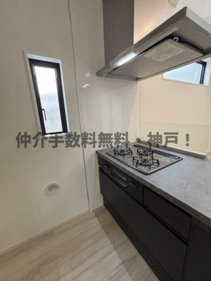 【キッチン】 | 神戸市須磨区菅の台7丁目　新築戸建3号棟　仲介手数料無料！ | キッチンです