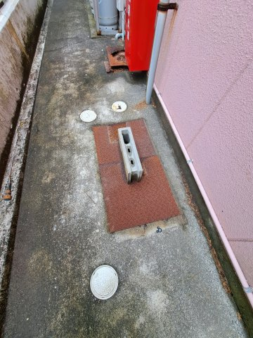 根上り松マンション松山１F店舗の設備