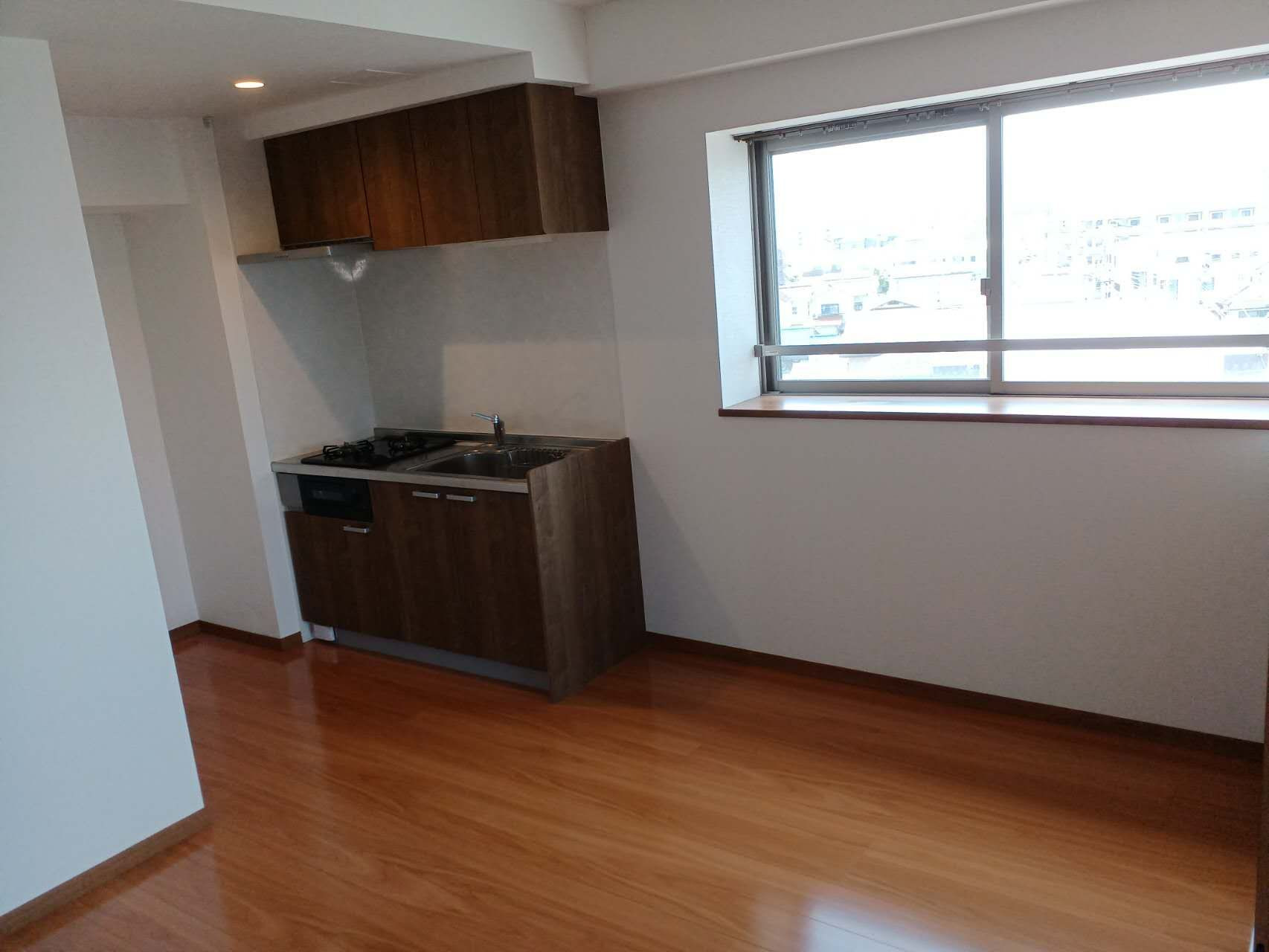 第42川崎ビルの居間・リビング