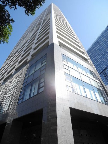 コンシェリア西新宿TOWER’S WESTの外観