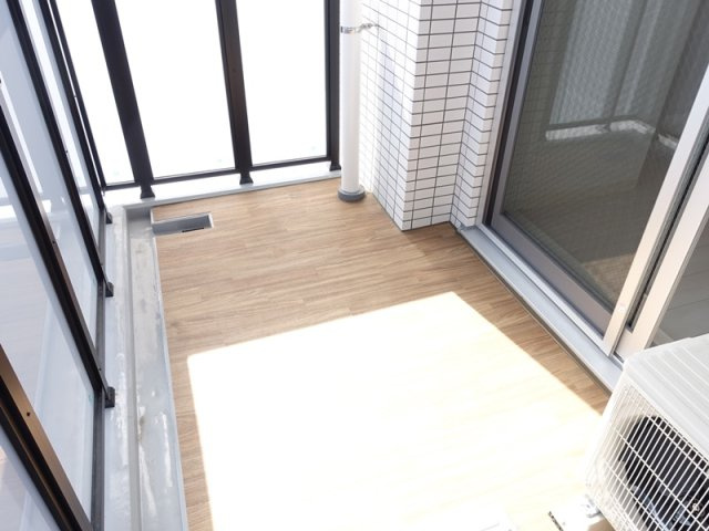 アドバンス名古屋モクシーのバルコニー|同間取り画像使用
実際のお部屋と色などが異なる場合がございます。