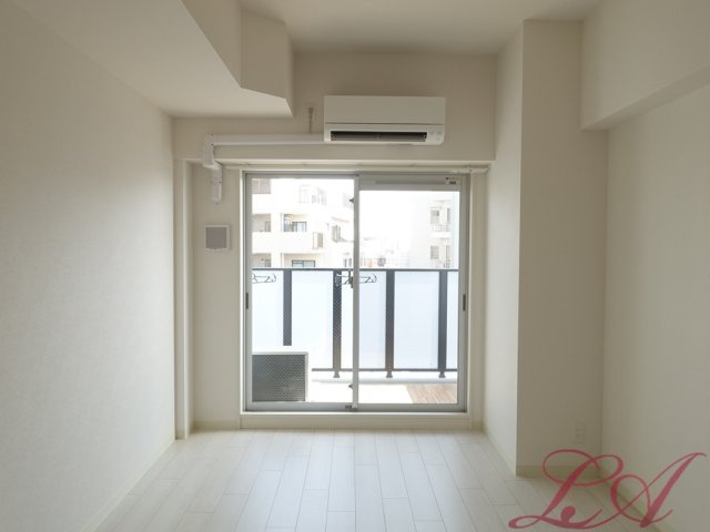 アドバンス名古屋モクシーの洋室|同間取り画像使用
実際のお部屋と色などが異なる場合がございます。